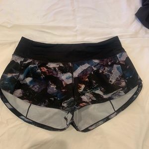 Lululemon speed up shorts size 4- multicolor